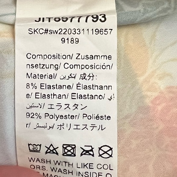 SHEIN Pineapple Print Notched Neckline Batwing Sleeve Blouse size small - Picture 5 of 7